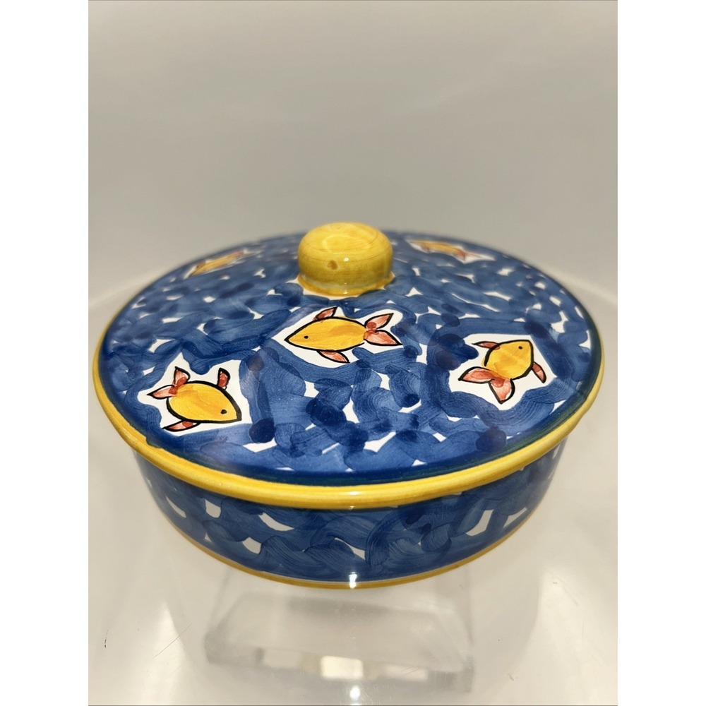 Rare Vintage Donacer Portugal Hand painted Swimming Fish Covered Dish  #456